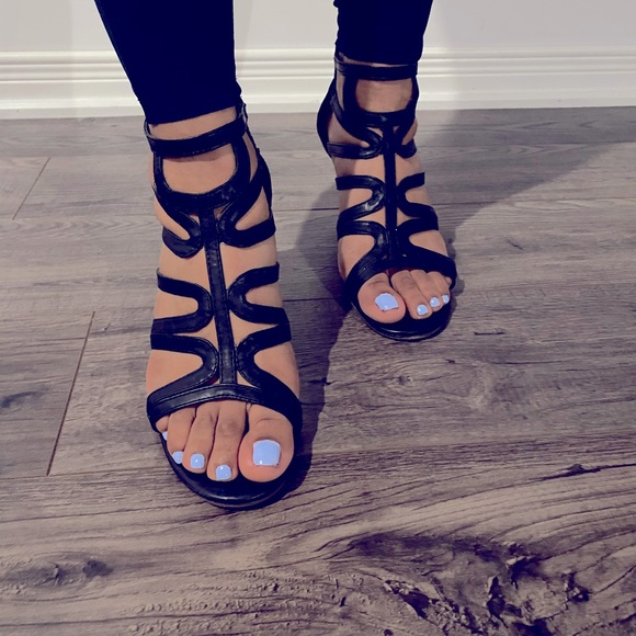 ‼️SOLD‼️ - Picture 3 of 3